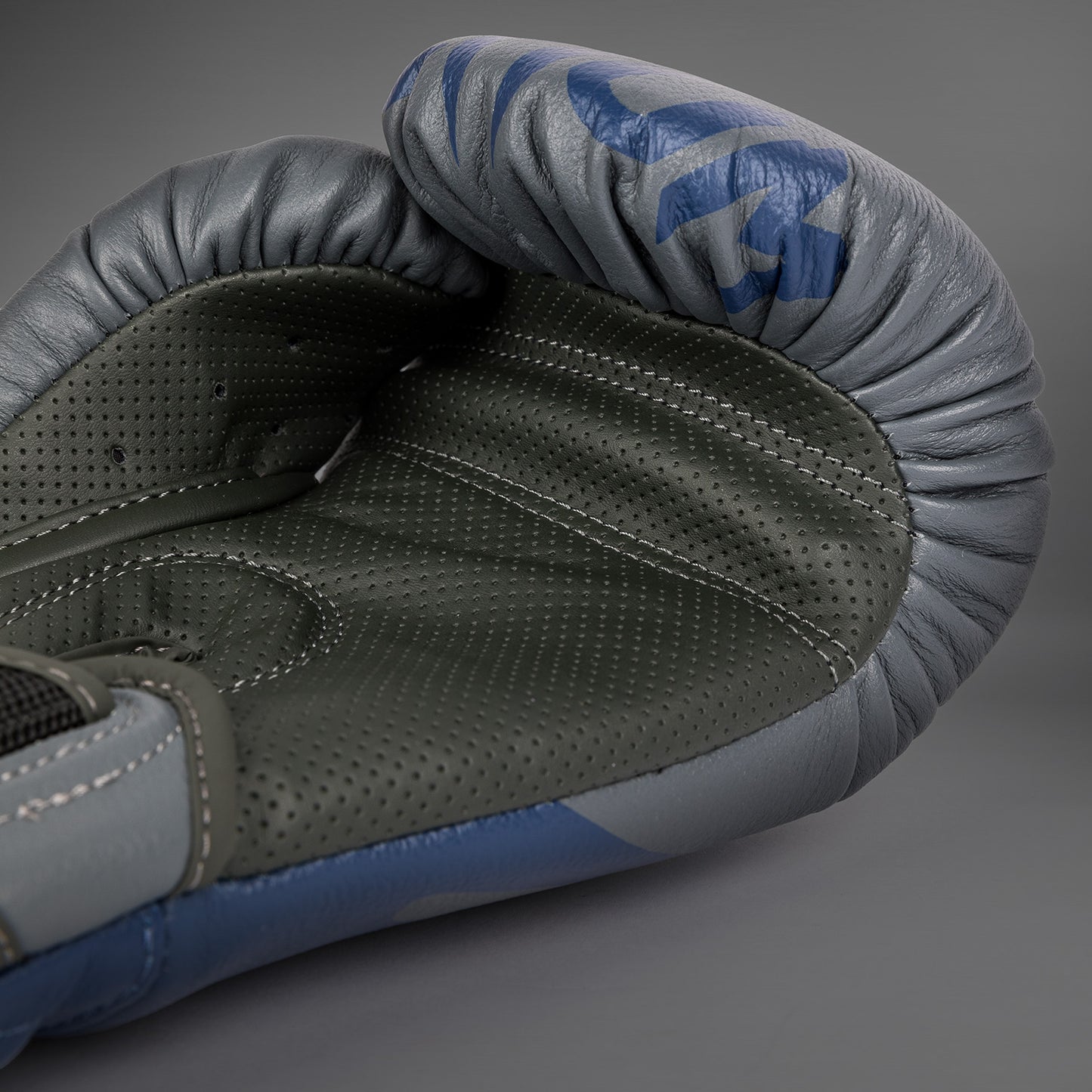 Venum Reverso Boxing Gloves - Storm Grey/Royal Blue