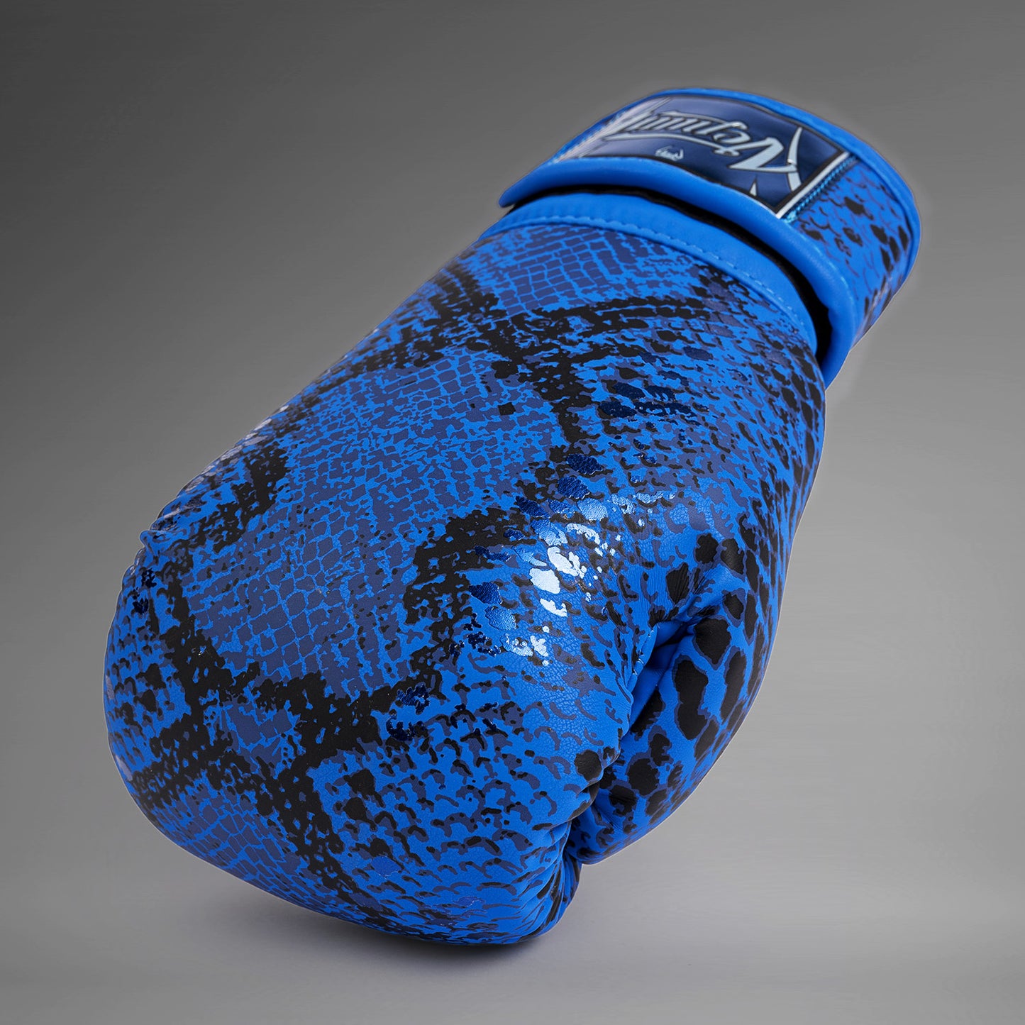 VENUM Amazonia Boxing Gloves - Ultramarine Blue