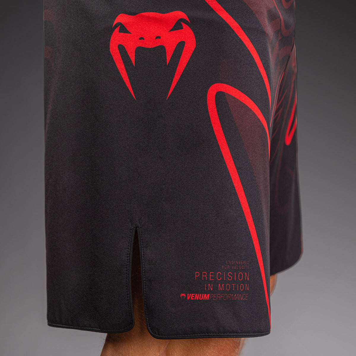 Venum Crimson Viper 2.0 Fightshorts - Black/Red