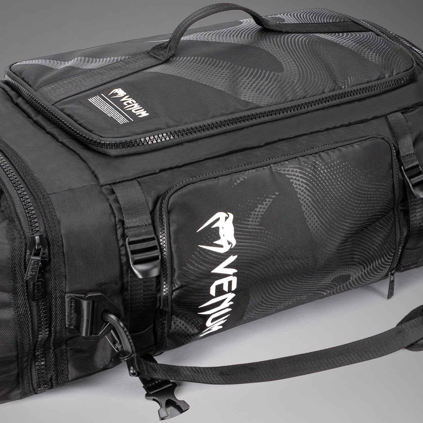 Venum Shockwave Convertible Sports Bag (60L) - Black