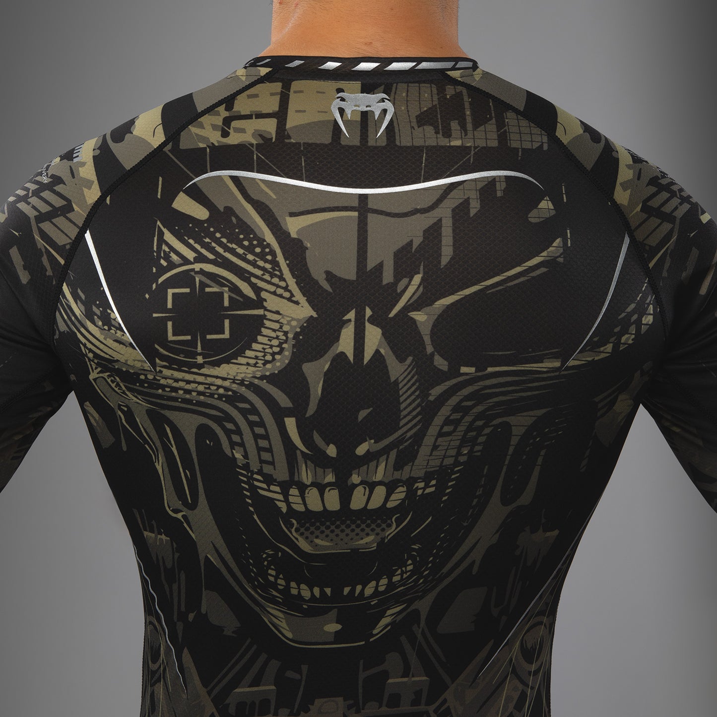 Venum Invader Long Sleeve Rashguard - Black/Sand