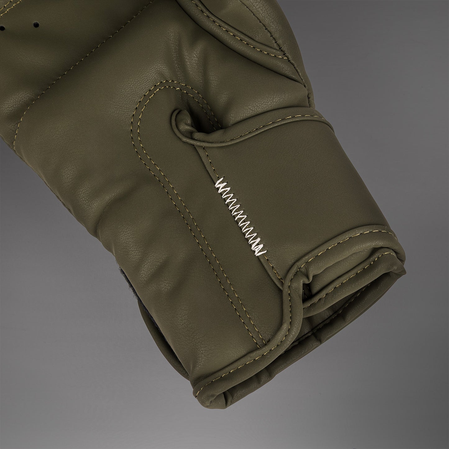 Venum Serpenti Boxing Gloves - Khaki/Bronze/Ivory