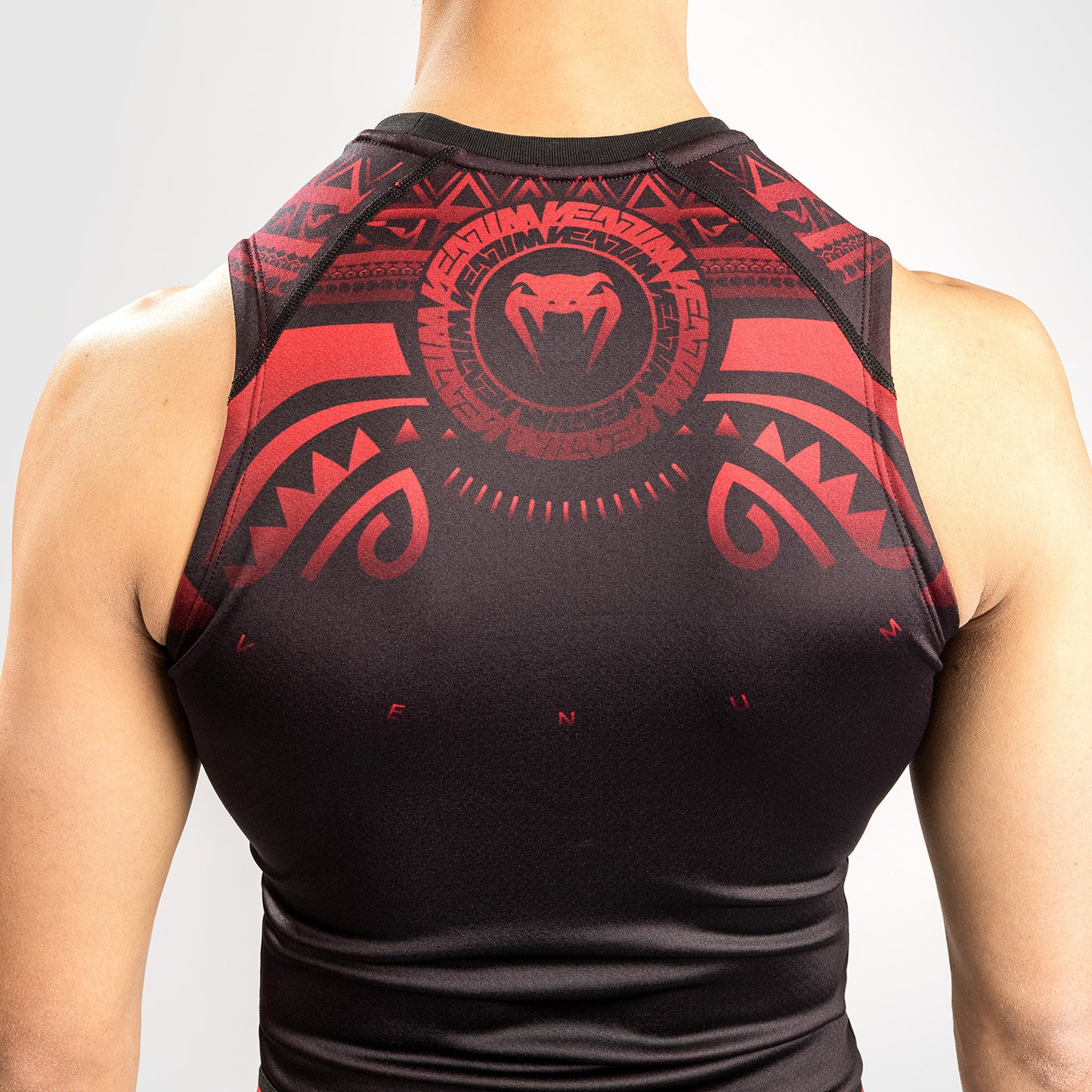 Venum Nakahi Rashguard - Sleeveless - Black/Red