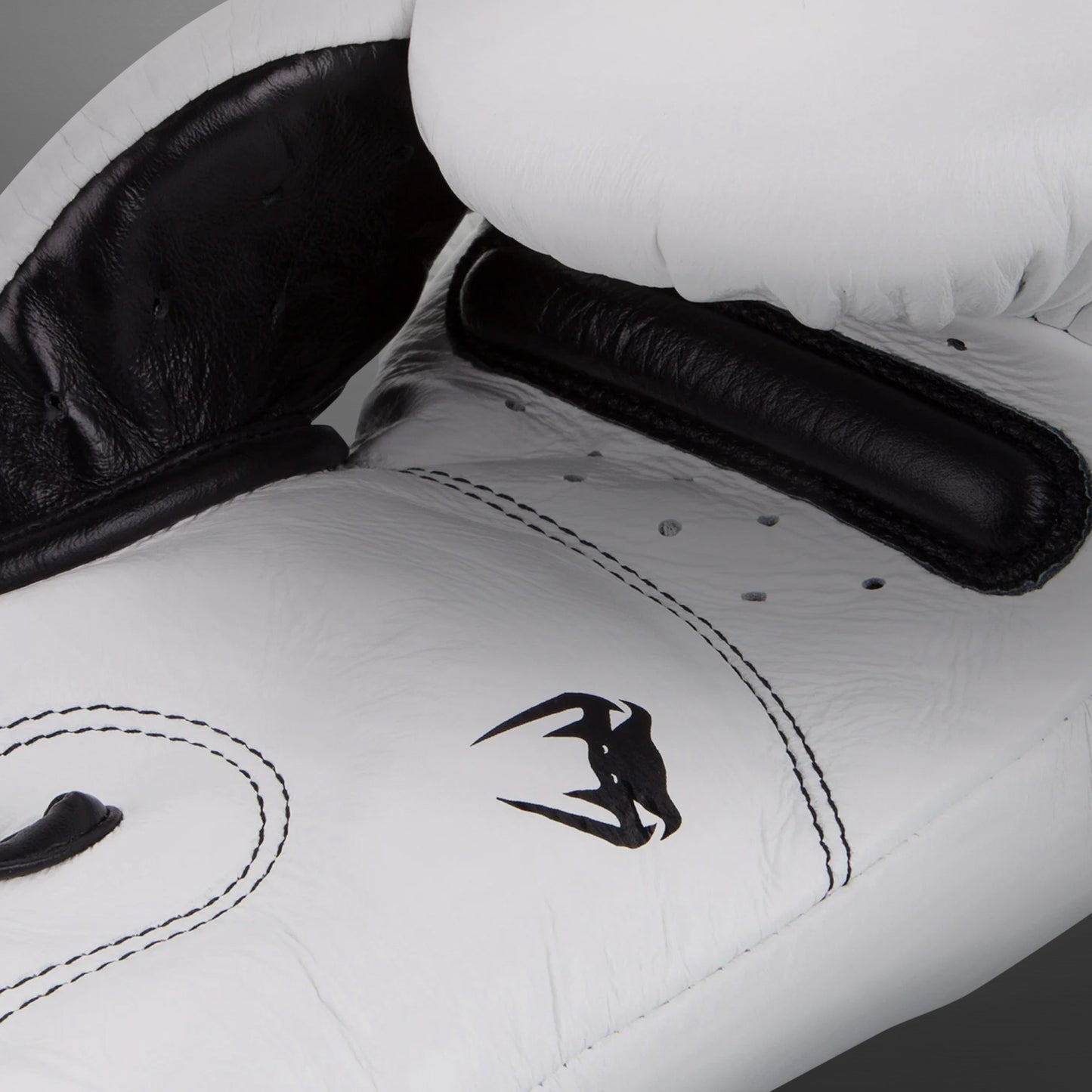 Venum Giant 3.0 Boxing Gloves - Nappa Leather - White