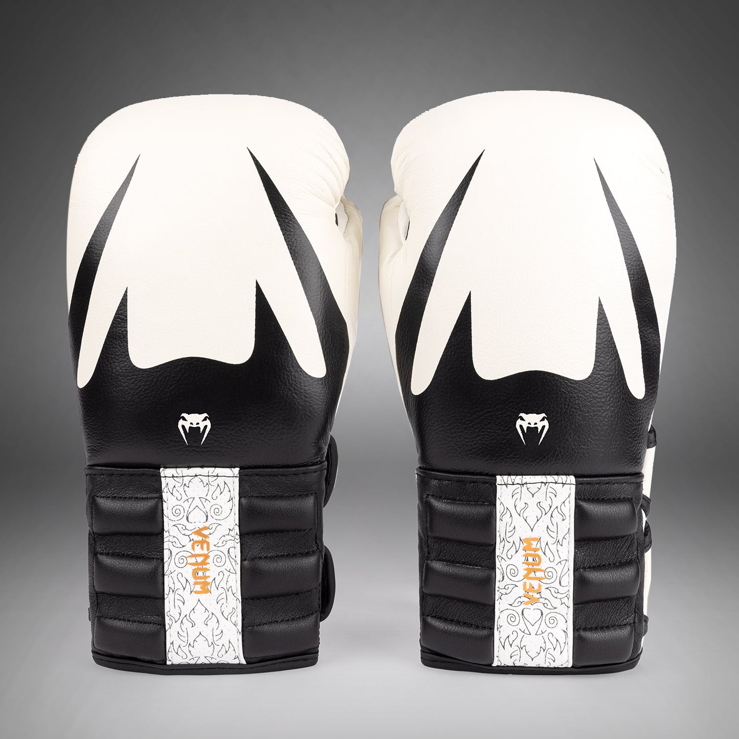 Venum Reverso Boxing Gloves - Snow White / Black