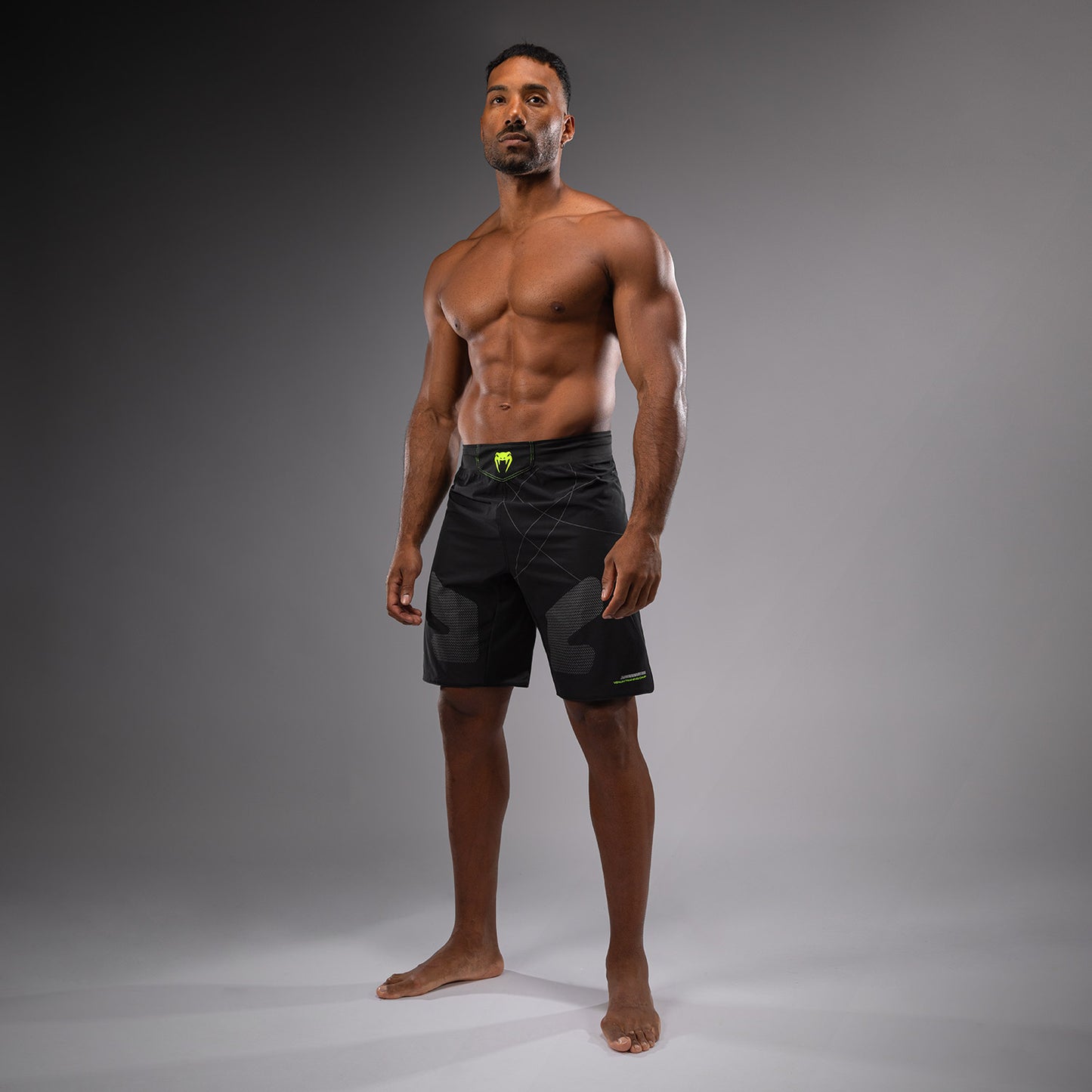 Venum Training Camp 4.0 Fight Short - Black/Neon Green