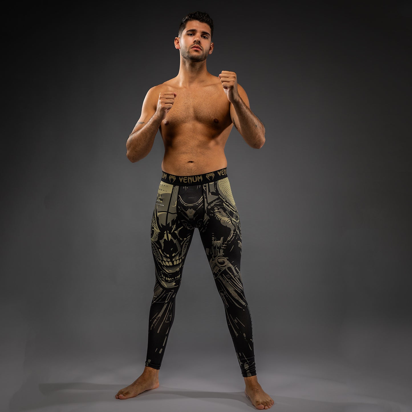 Venum Invader Spats - Black/Sand