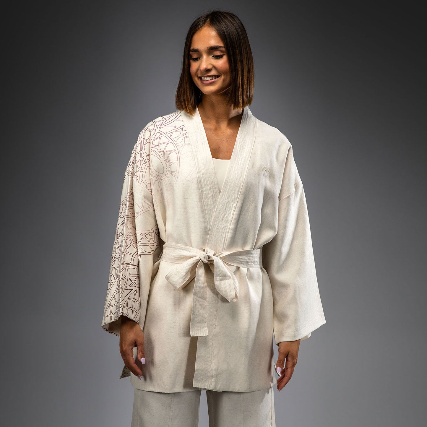 Venum Serpenti Women’s Jacket - Ivory/Burgundy