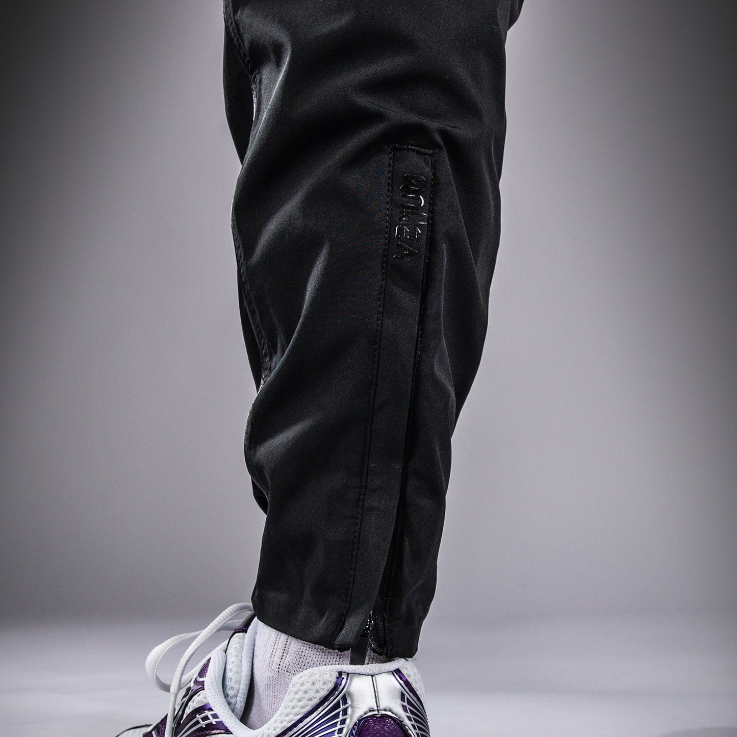 Venum Cargo Light Aero Joggers - Black