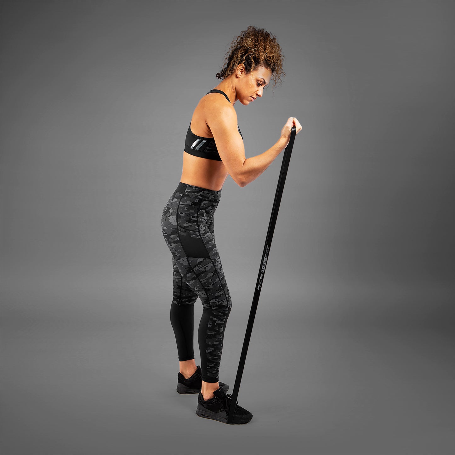 Venum Challenger Resistance band- Black - 25-50lbs