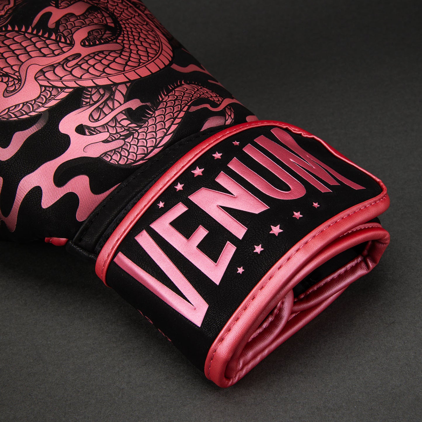 Dragon's Flight Boxing Gloves Black/Metallic Pink
