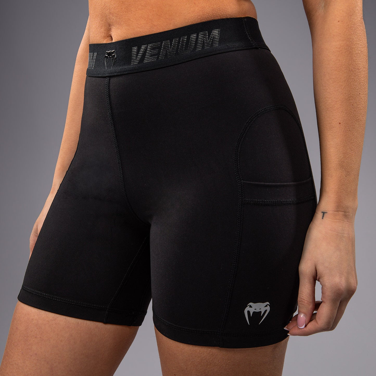Venum Elevate Women Long ValeTudo Shorts- Black