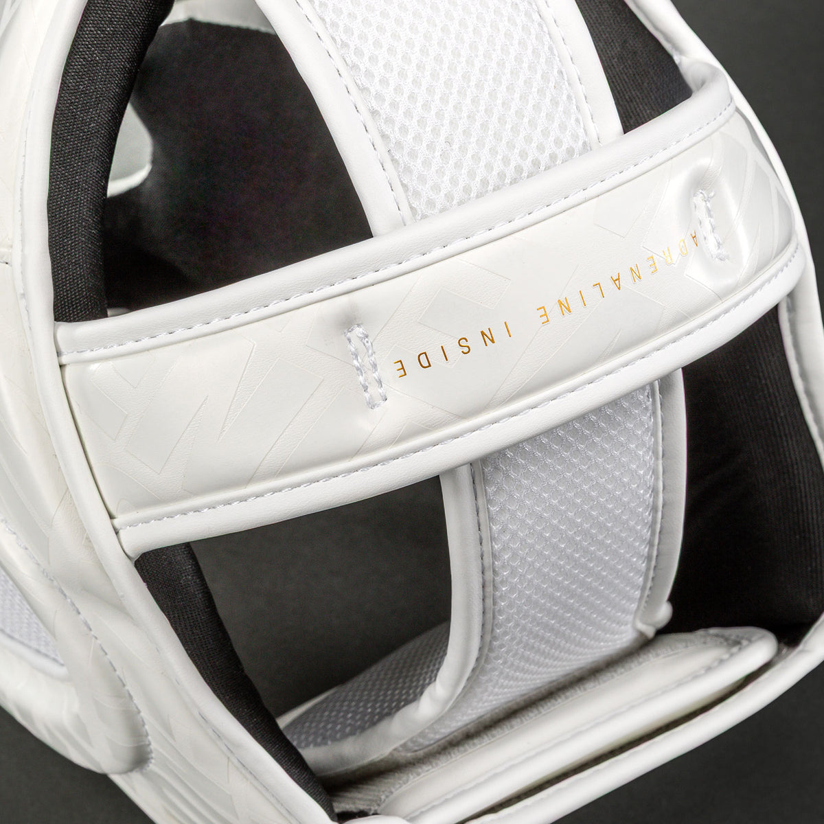 Venum Contender 1.5 Headgear - Ivory/Gold