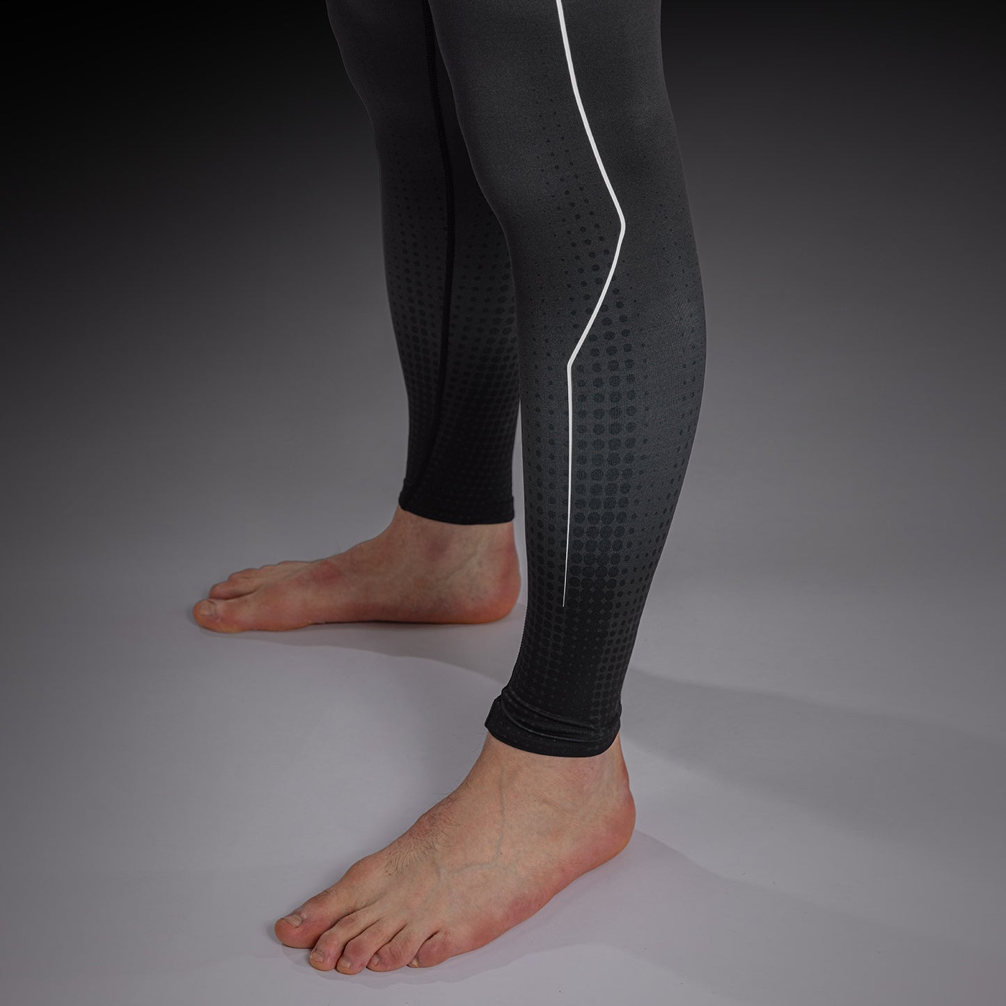 Venum Stealth Spats - Black/White