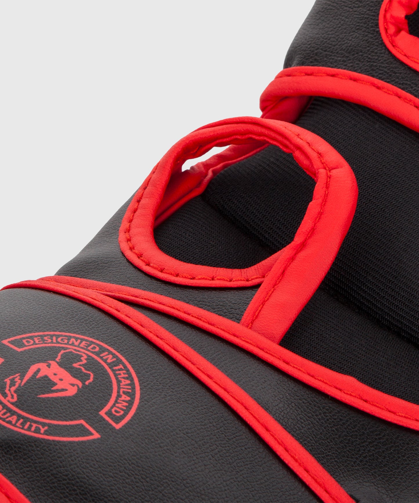 Venum Challenger MMA Gloves - Without Thumb - Black/Red