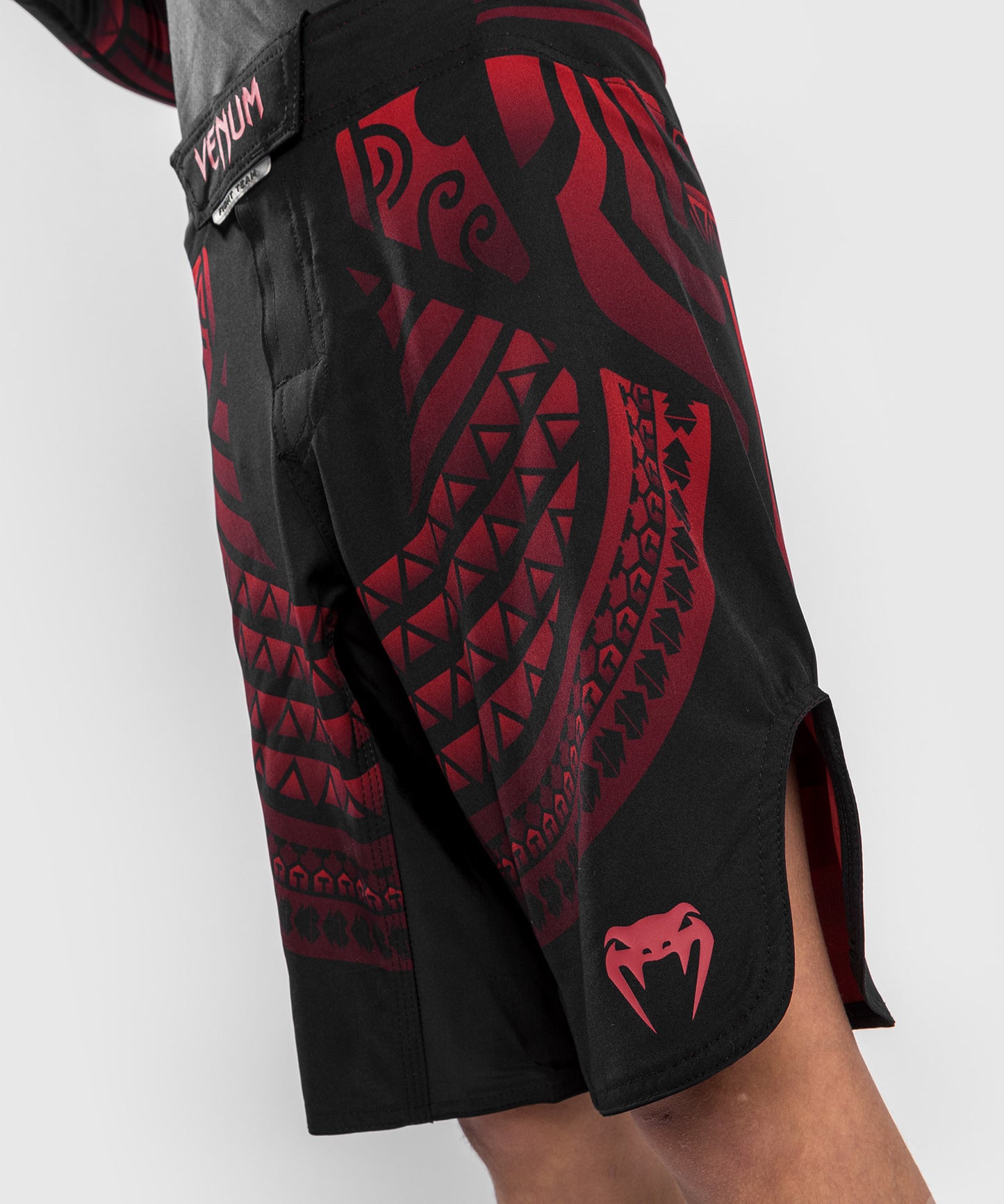Venum Nakahi Kids Fightshort - Black/Red