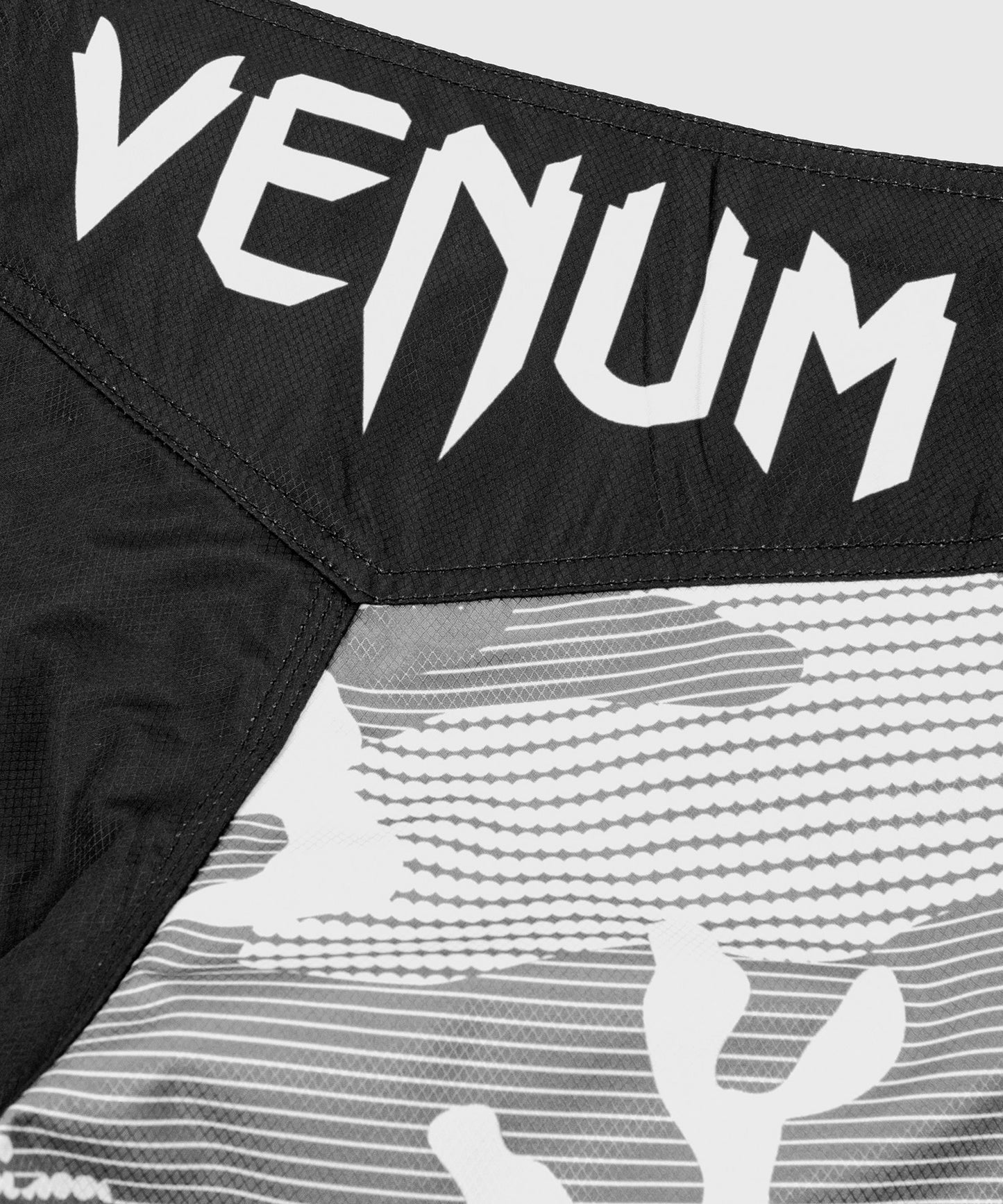 Venum Light 3.0 Fightshorts - Urban Camo