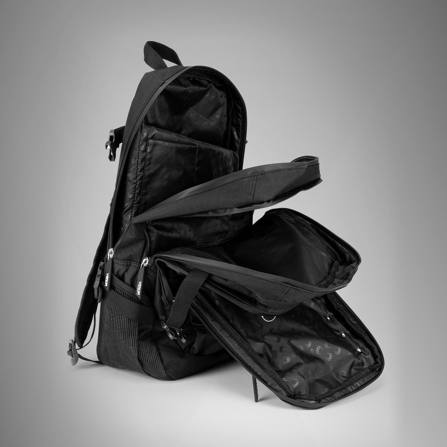 Venum Challenger Pro Evo BackPack (20-25L) - Black/White - Venum Asia