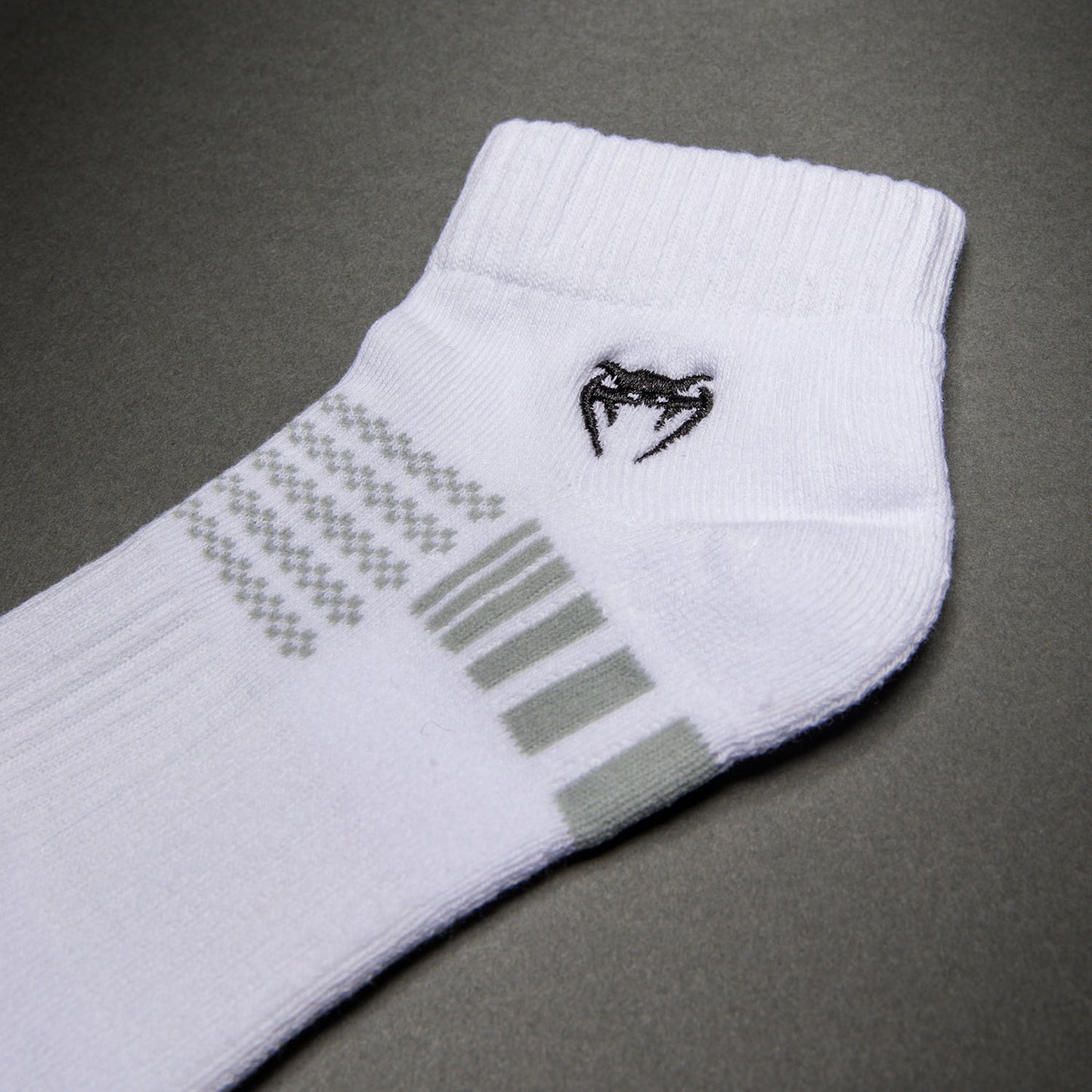 Venum Vector Ankle Socks 3 Pack - White/Grey