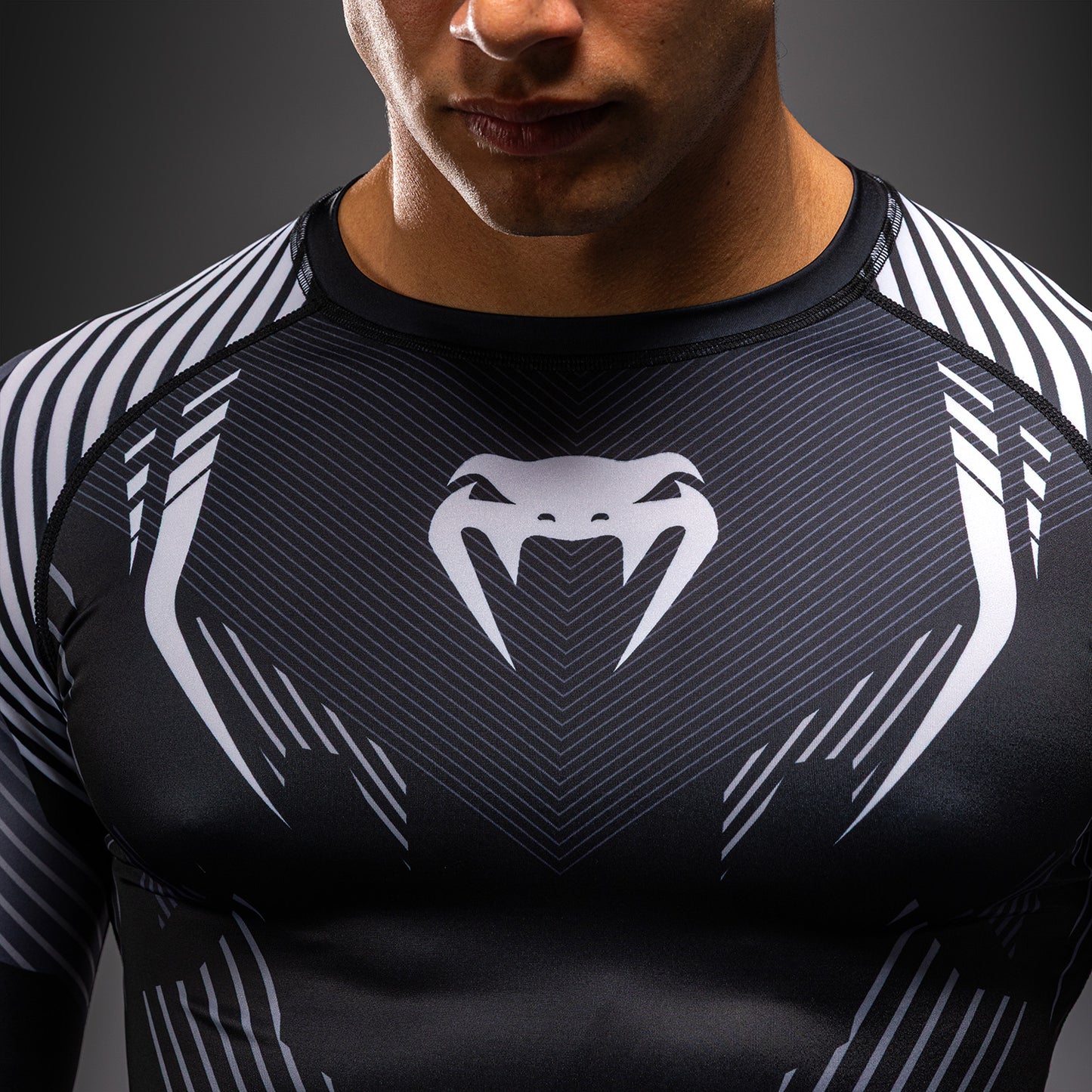 Venum No-Gi 6.0 Long Sleeve Rashguard - Black/White
