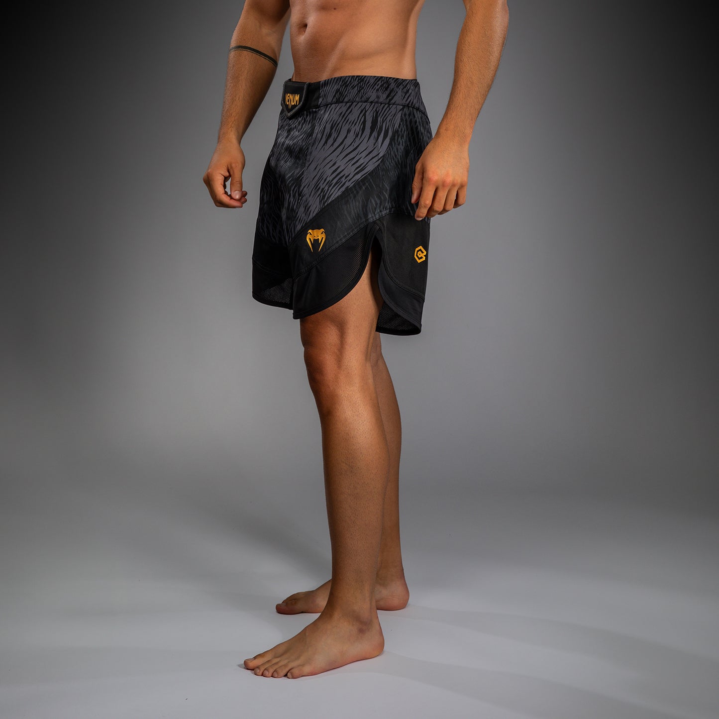 Venum x Chimaev Fightshorts - Black/Grey