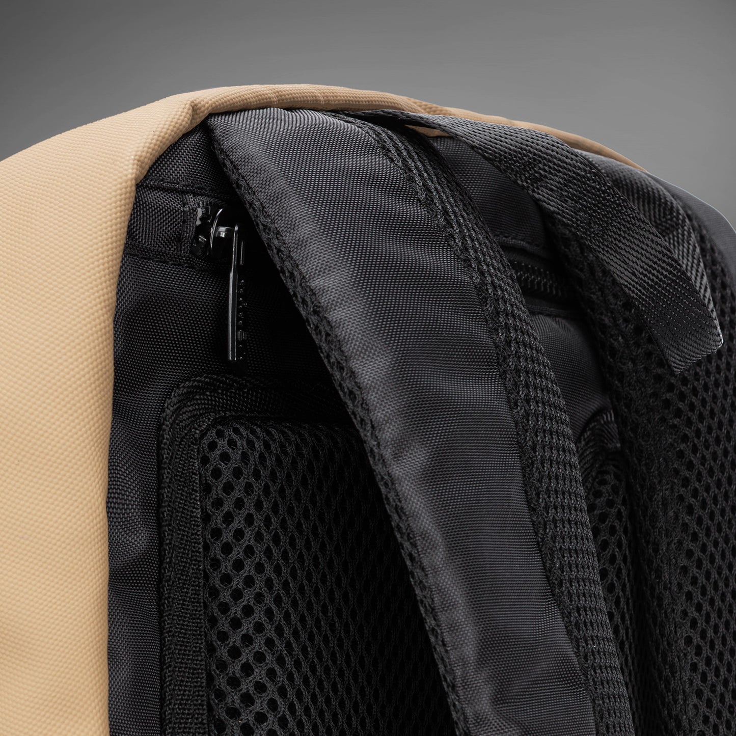 Venum Evo 2 Backpack (20-25L) - Black/Sand