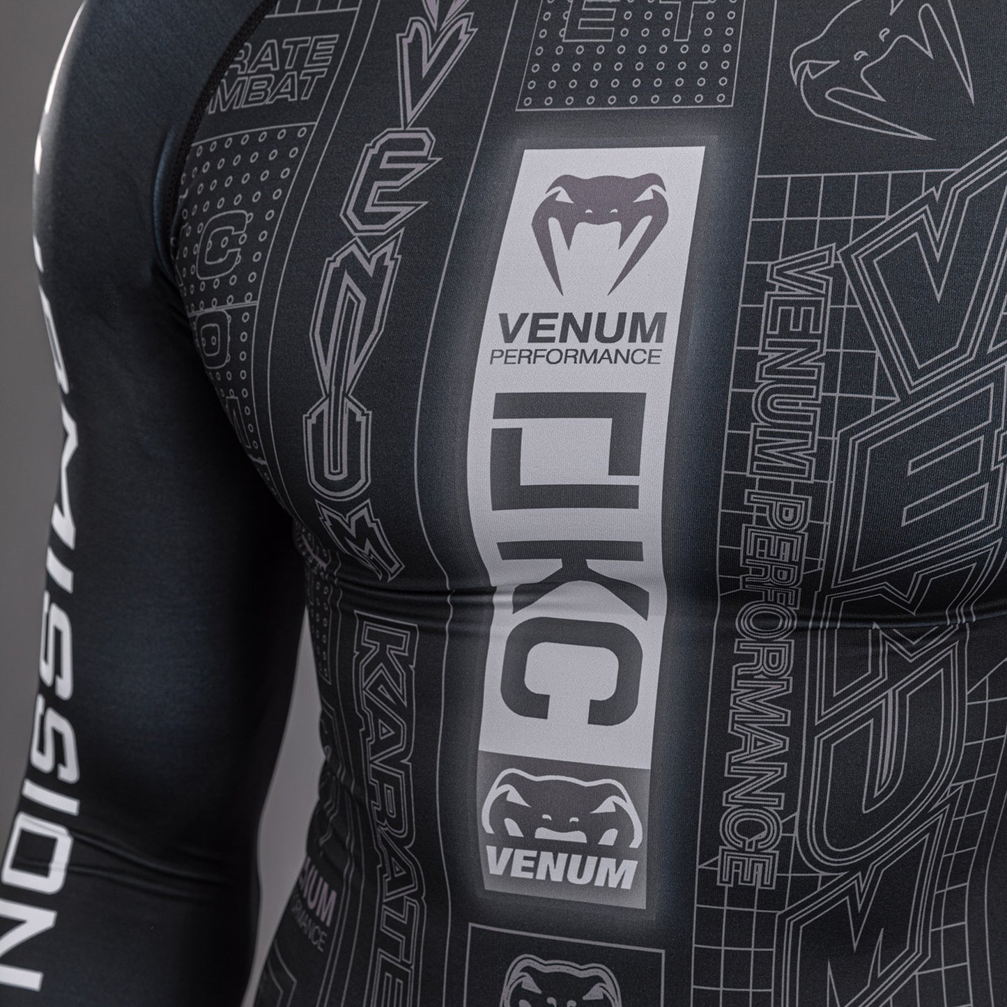 Karate Combat by Venum Long Sleeve Rashguard - Black/Grey