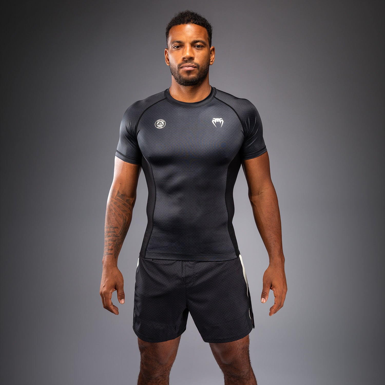 Venum x Roger Gracie Academy ラッシュガード Venum x Roger Gracie Academy 半袖ラッシュガード - ブラック - Venum