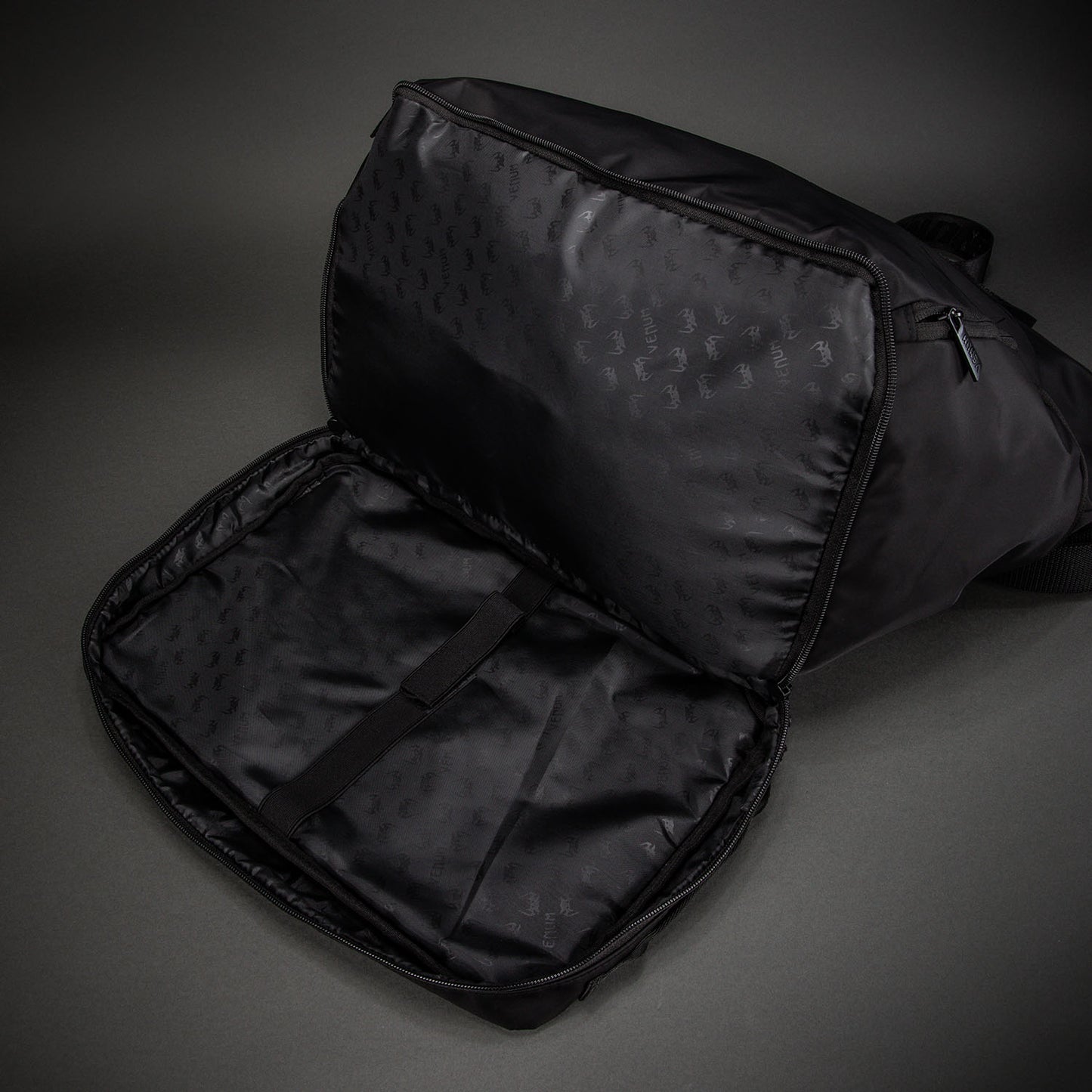 Venum Essential Sports Bags - Black