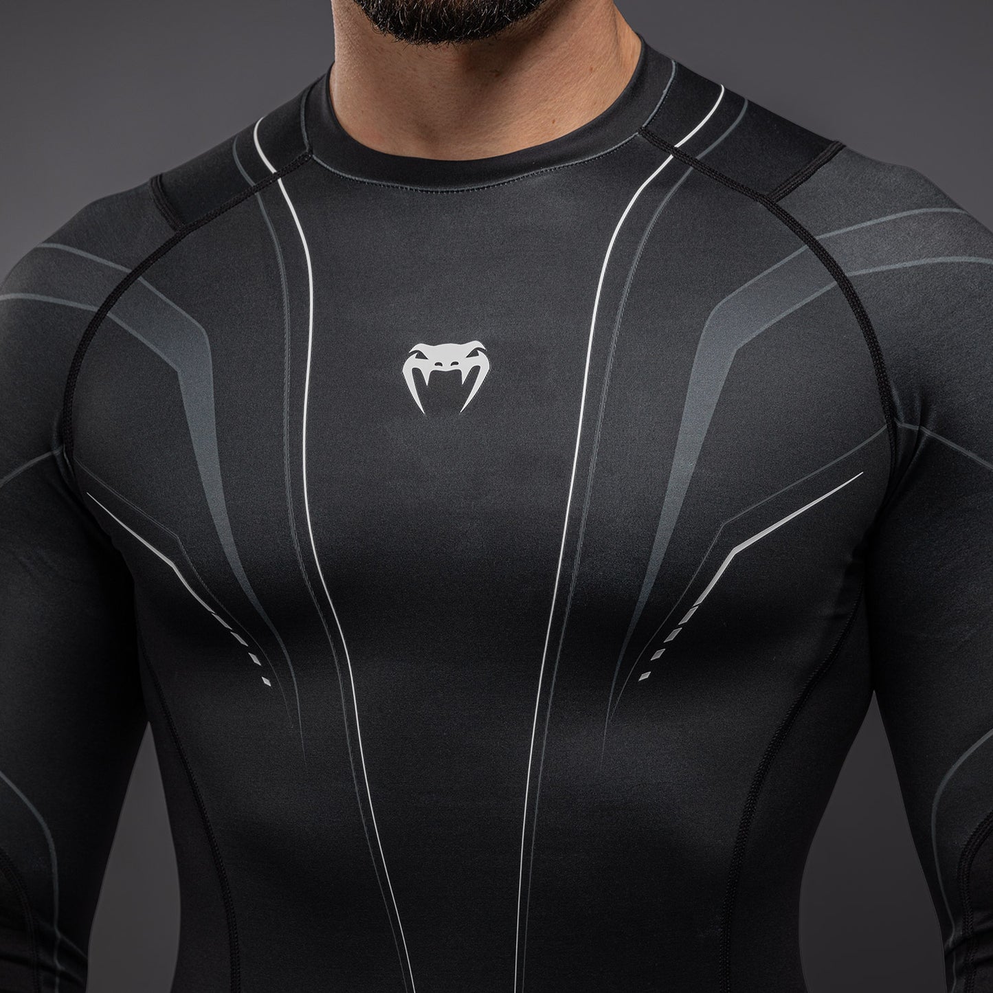 Venum Streamline Long Sleeve Rashguard - Black/White