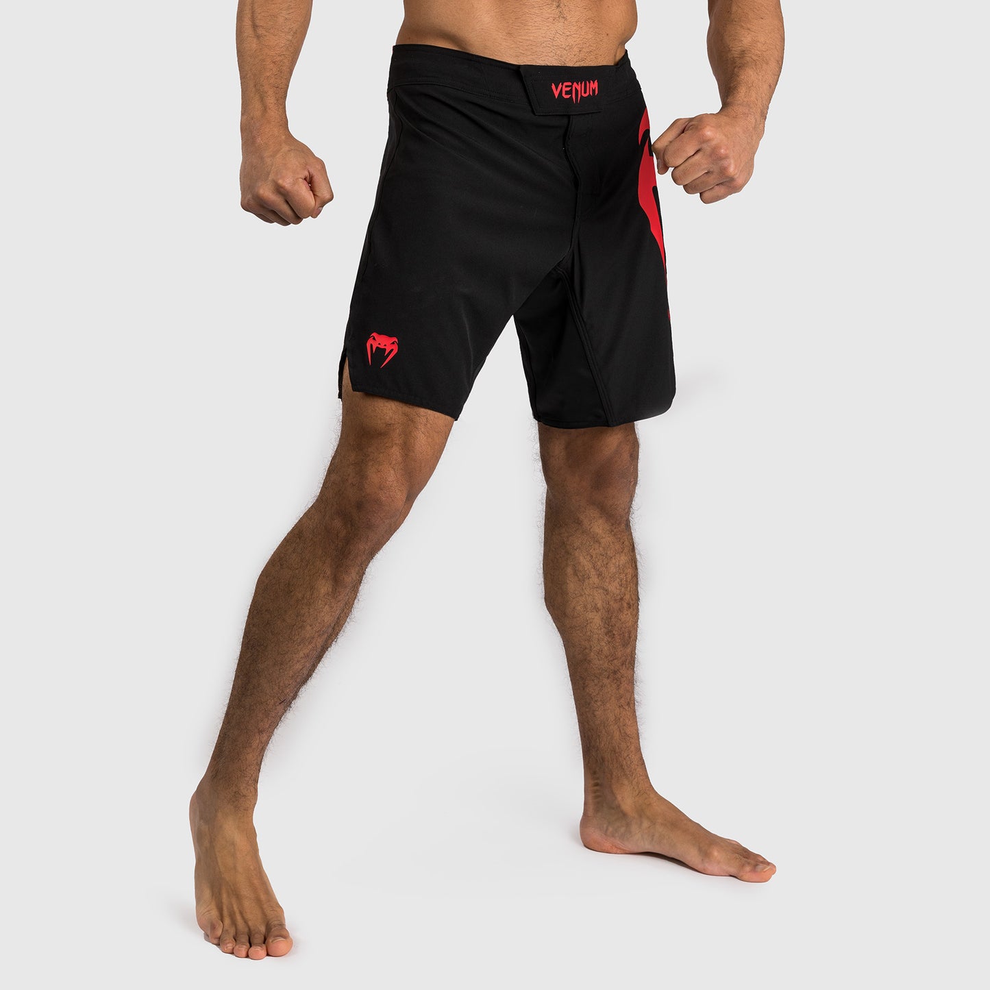 Venum Light 5.0 Fighshorts - Black/Red