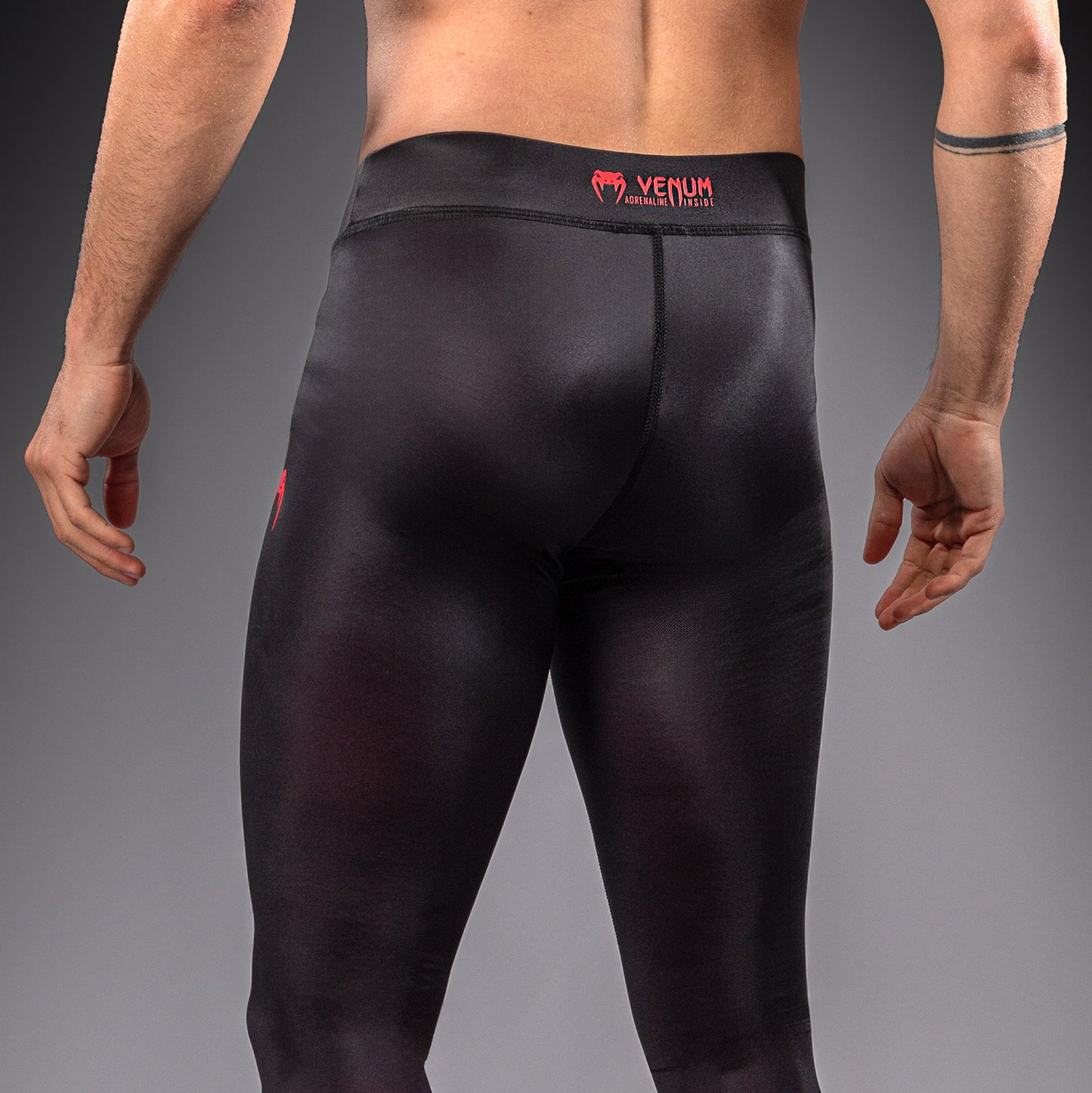 Venum Spectre Spats - Black/Red