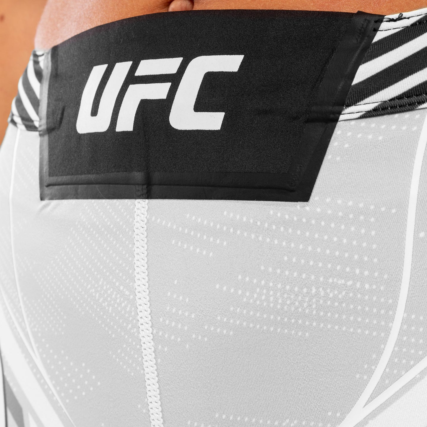 UFC Venum Authentic Fight Night Women's Vale Tudo Shorts - Short Fit - White