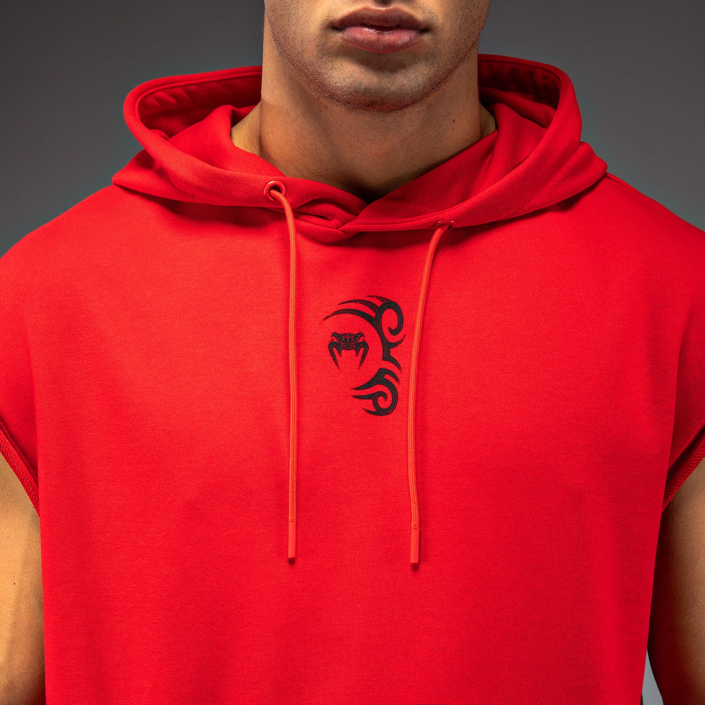 Venum x Mike Tyson Tiger Sleeveless Hoodie - Intense Red/Deep Black