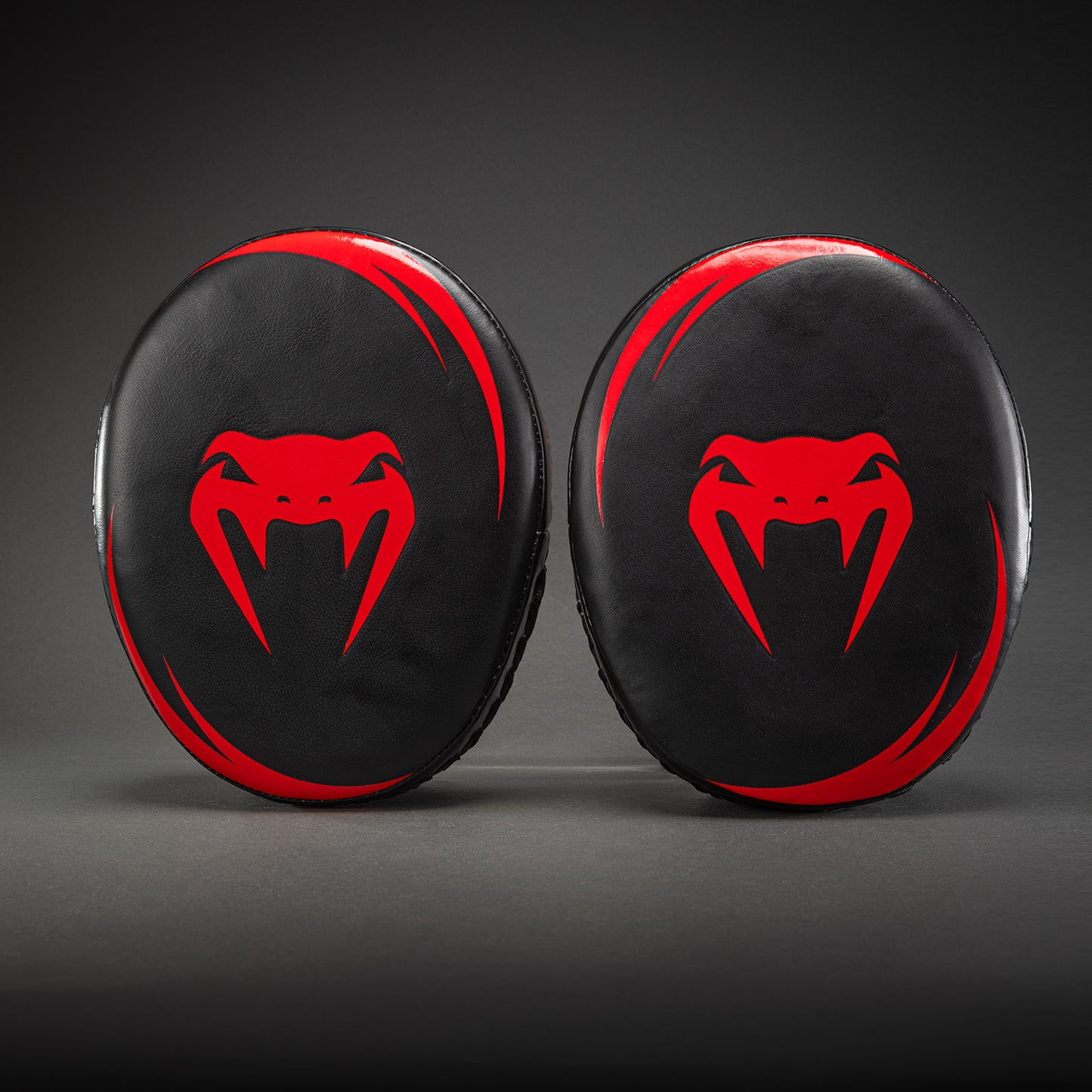 Venum Elite Focus Mitts (Pair) - Black/Red
