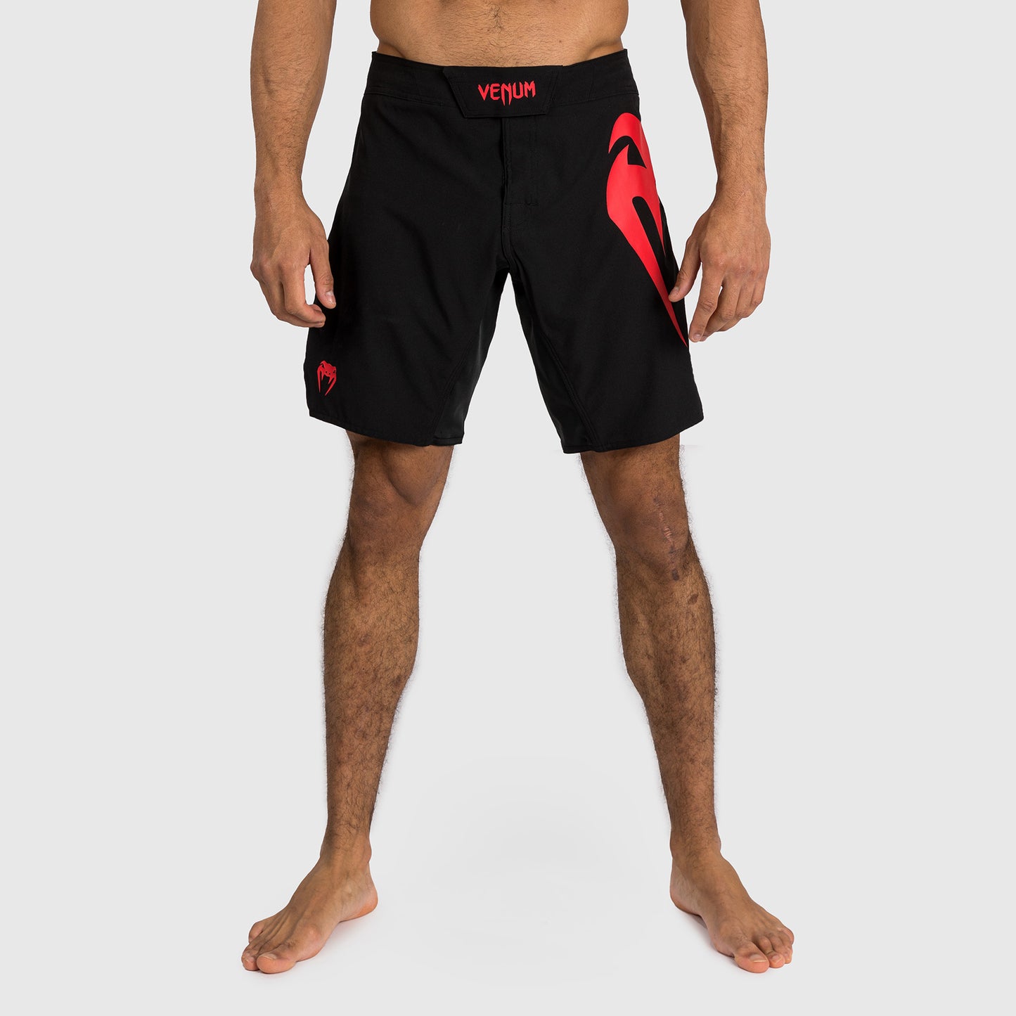 Venum Light 5.0 Fighshorts - Black/Red