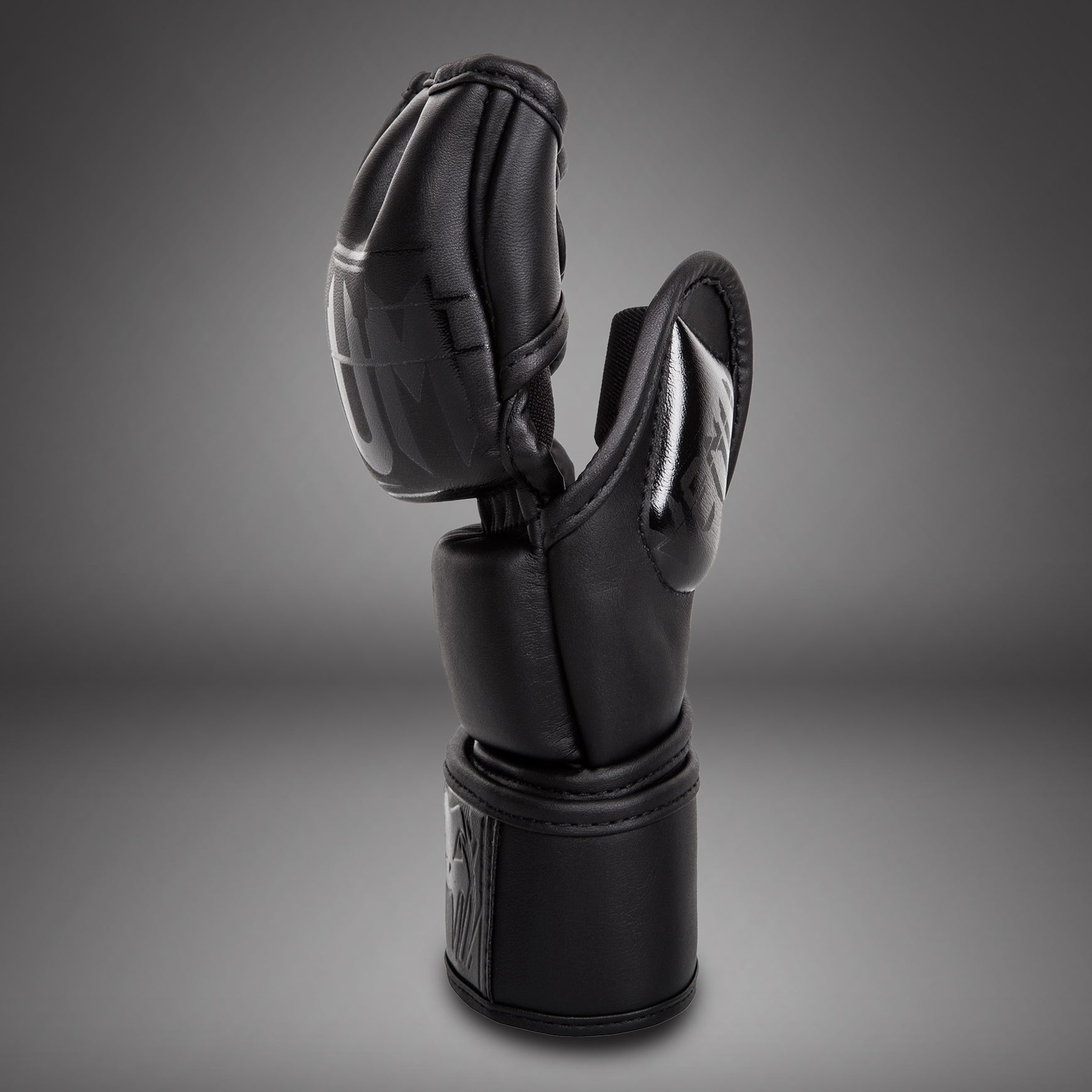 Venum Undisputed 2.0 MMA Gloves - Matte/Black - Venum Asia