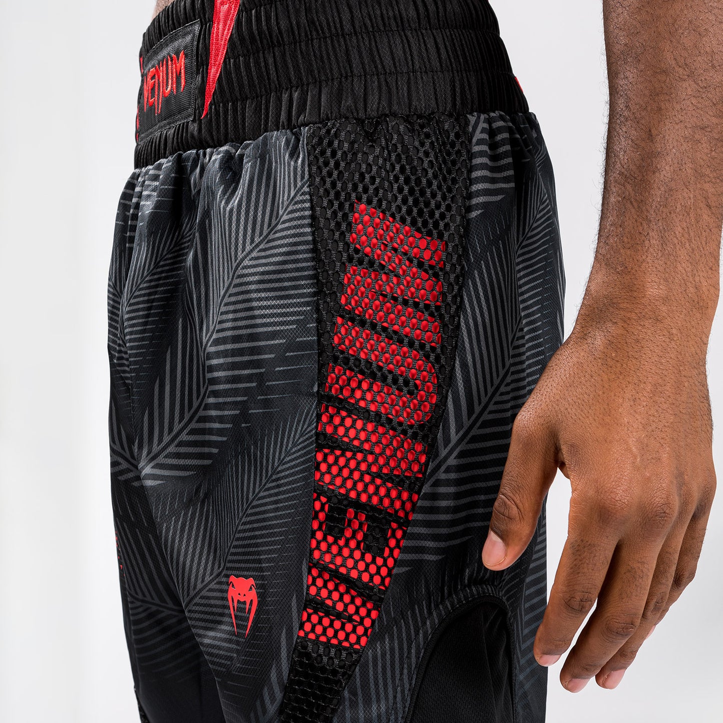 Venum Phantom Boxing Shorts - Black/Red