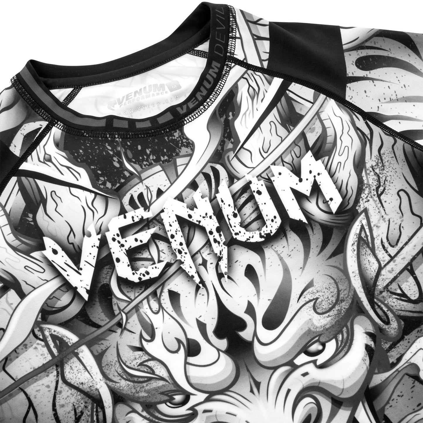 Venum Devil Rashguard - Long Sleeves - White/Black