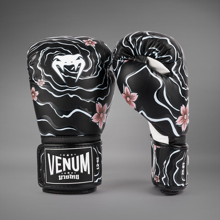 Venum X Tawanchay Boxing gloves Black/White - Venum Asia
