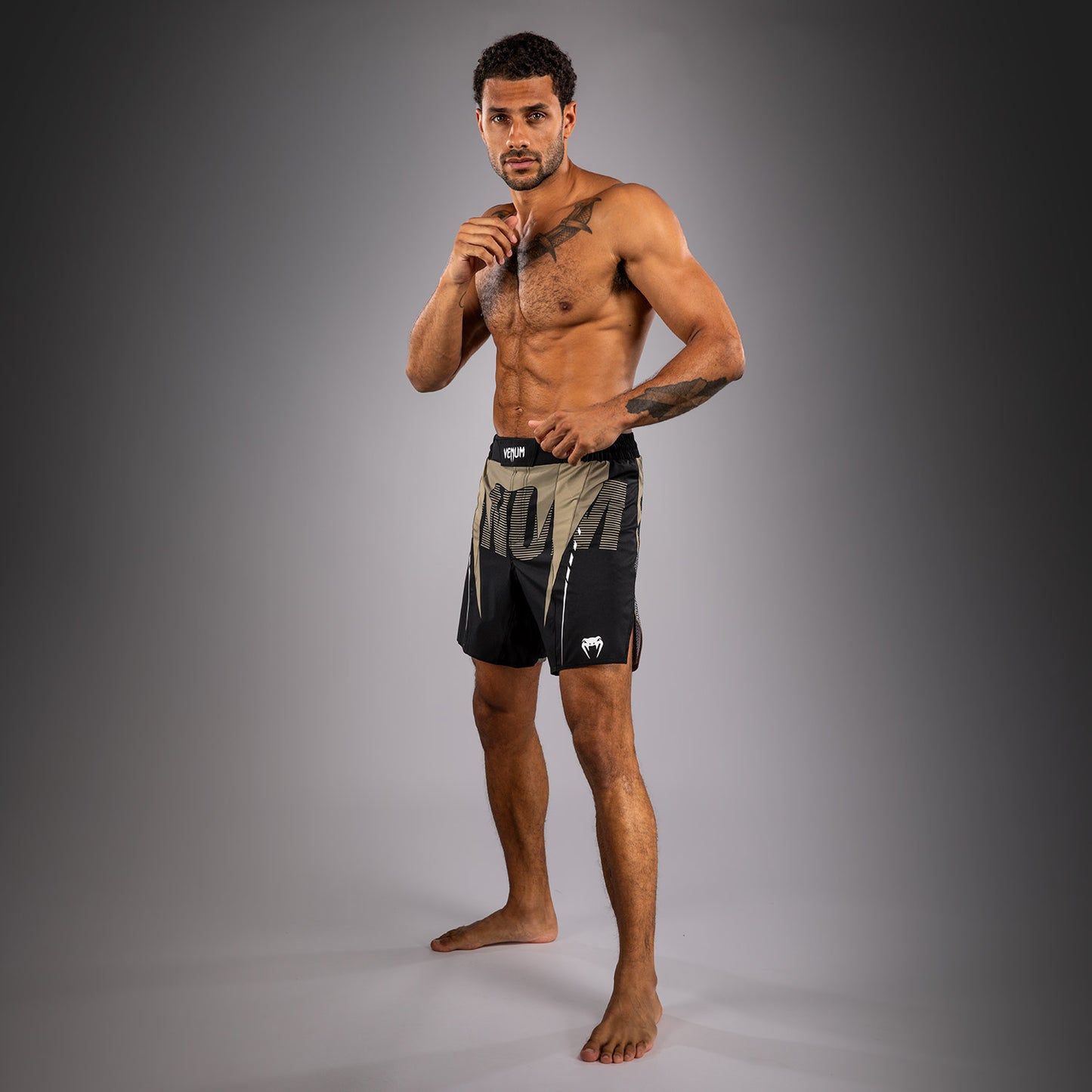 Venum Adrenaline Fightshorts - Black/Sand
