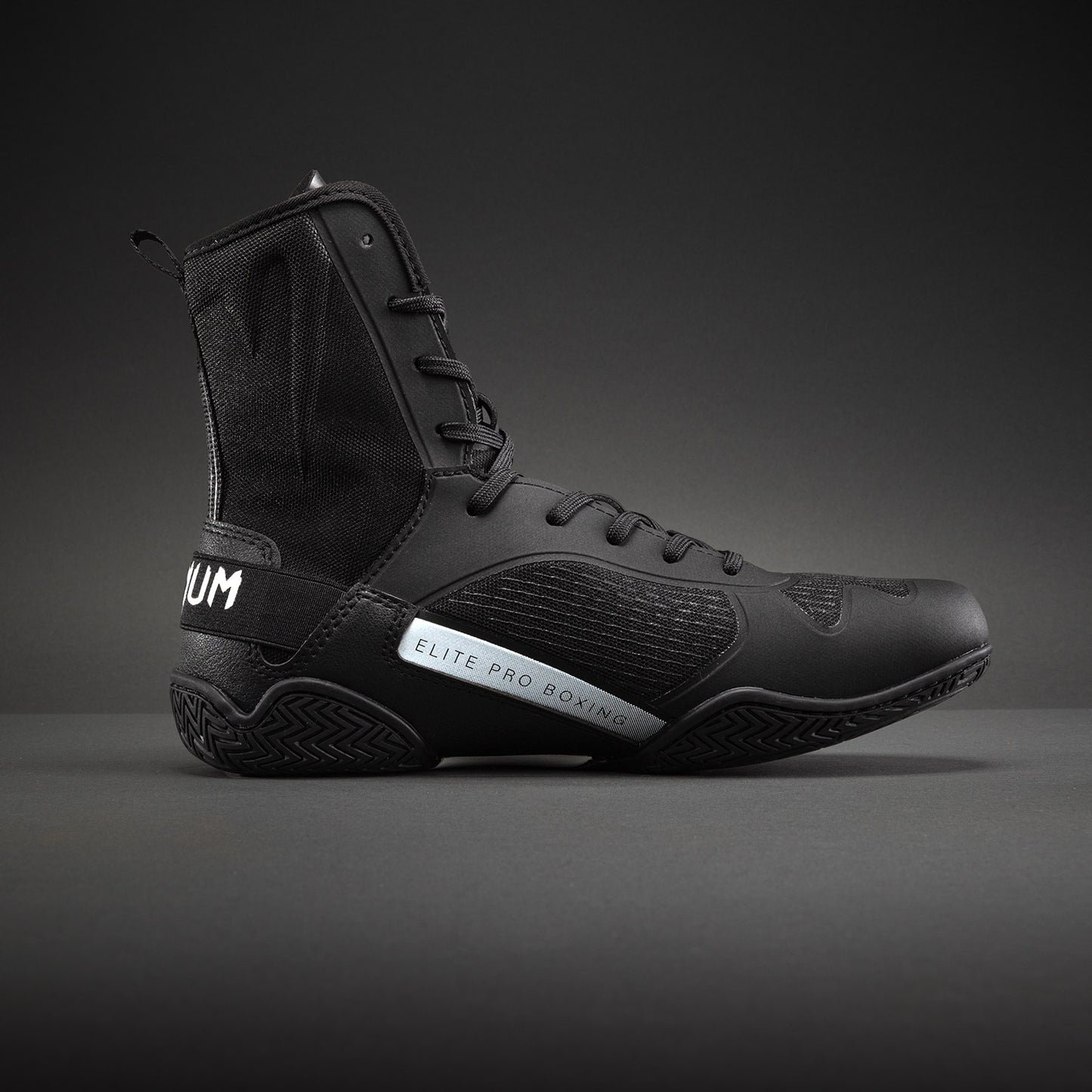 Venum Elite Neo Boxing Shoes - Black/White