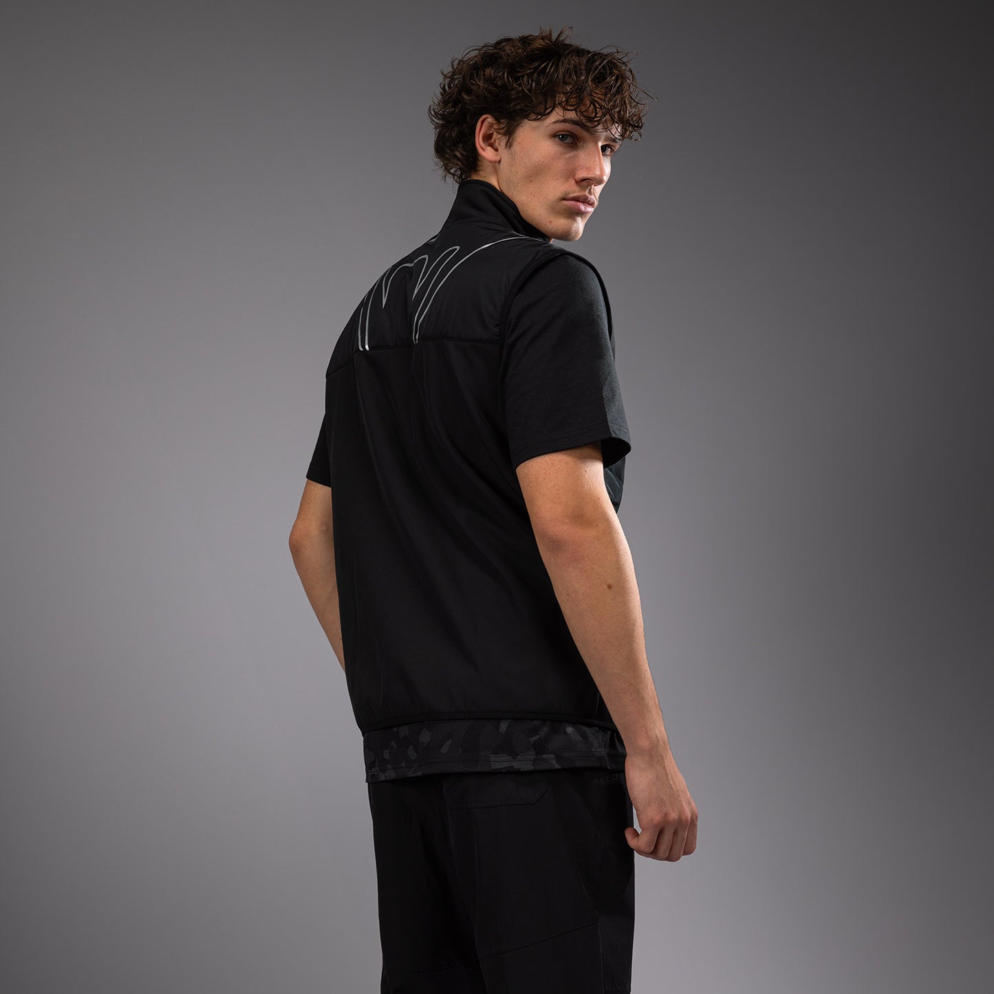 Venum Paddock Softshell Jacket Short Sleeves - Black