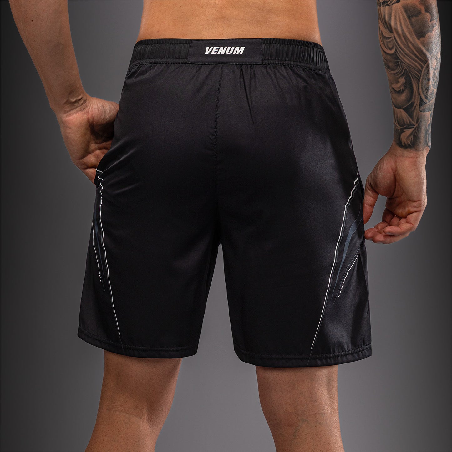 Venum Streamline Dry-Tech T-Shirt - Black/White