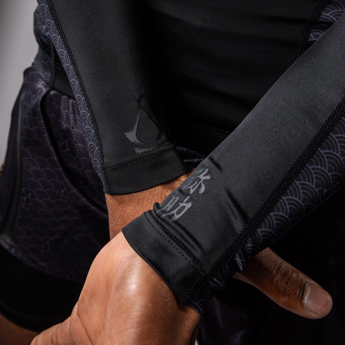 Venum x Assassin's Creed Shadows Rashguard Long Sleeve - Black