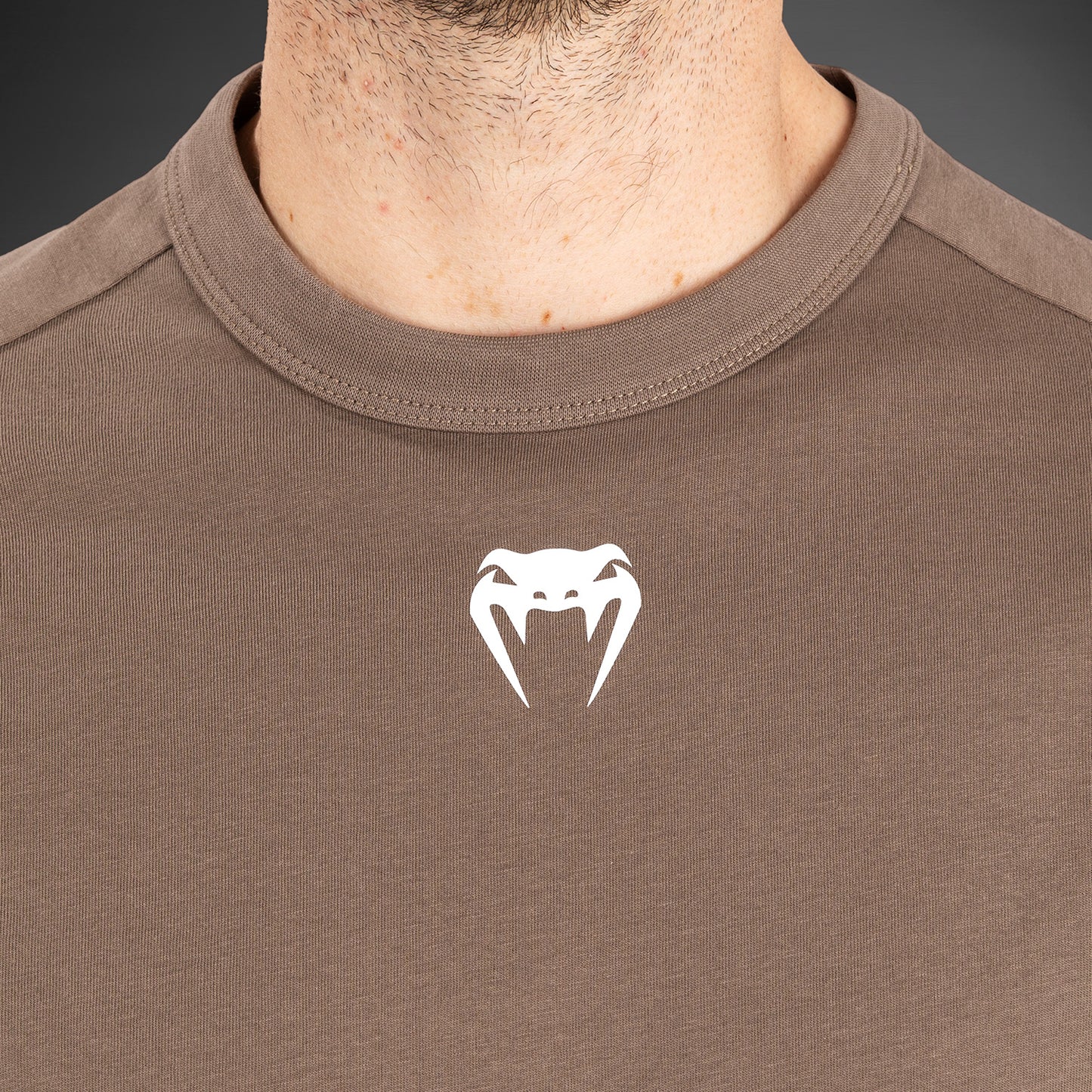 UFC Adrenaline by Venum Fight Week Men’s Long Sleeve T-Shirt - Bronze