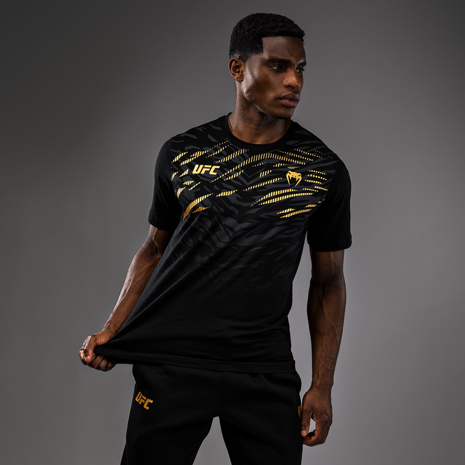 UFC Fusion by Venum Men's Replica Short Sleeve T-Shirt