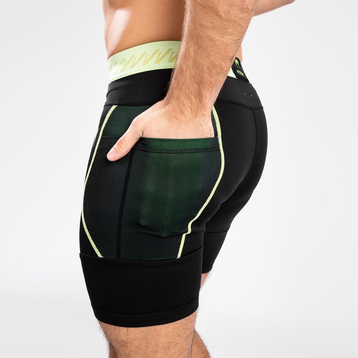 Venum Fusion 2.0  Men’s Vale Tudo - Black/Yellow