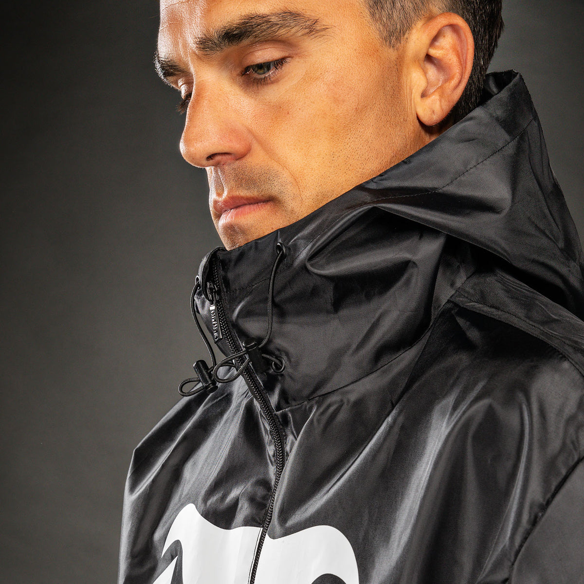 Venum MX Basics Long Rain Jacket - Black/White