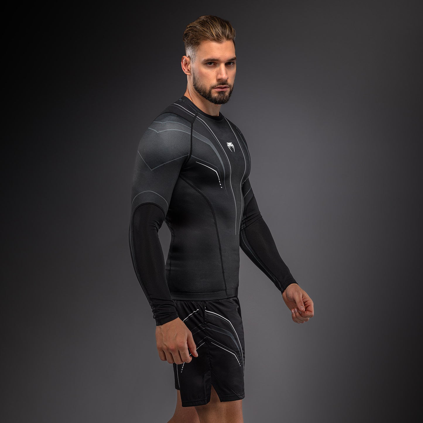 Venum Streamline Long Sleeve Rashguard - Black/White